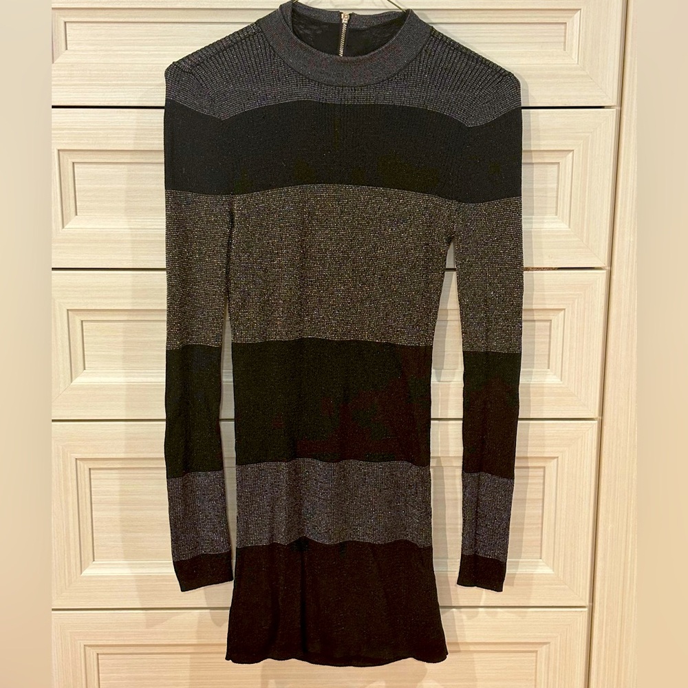 White House Black Market Knit Metallic Black Tunic